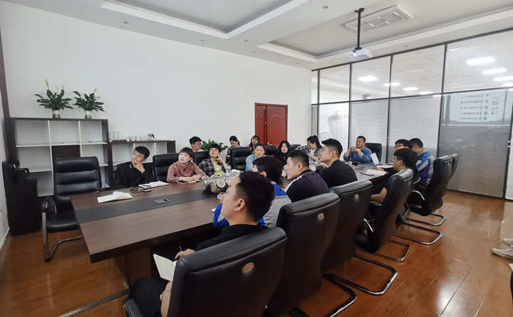 通過不斷的學習培訓，加強銷售人員有關顆粒機及生產線的基礎知識了解.jpg